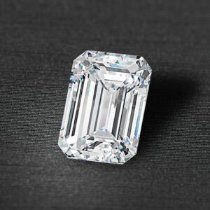 smaragdo formos deimantai